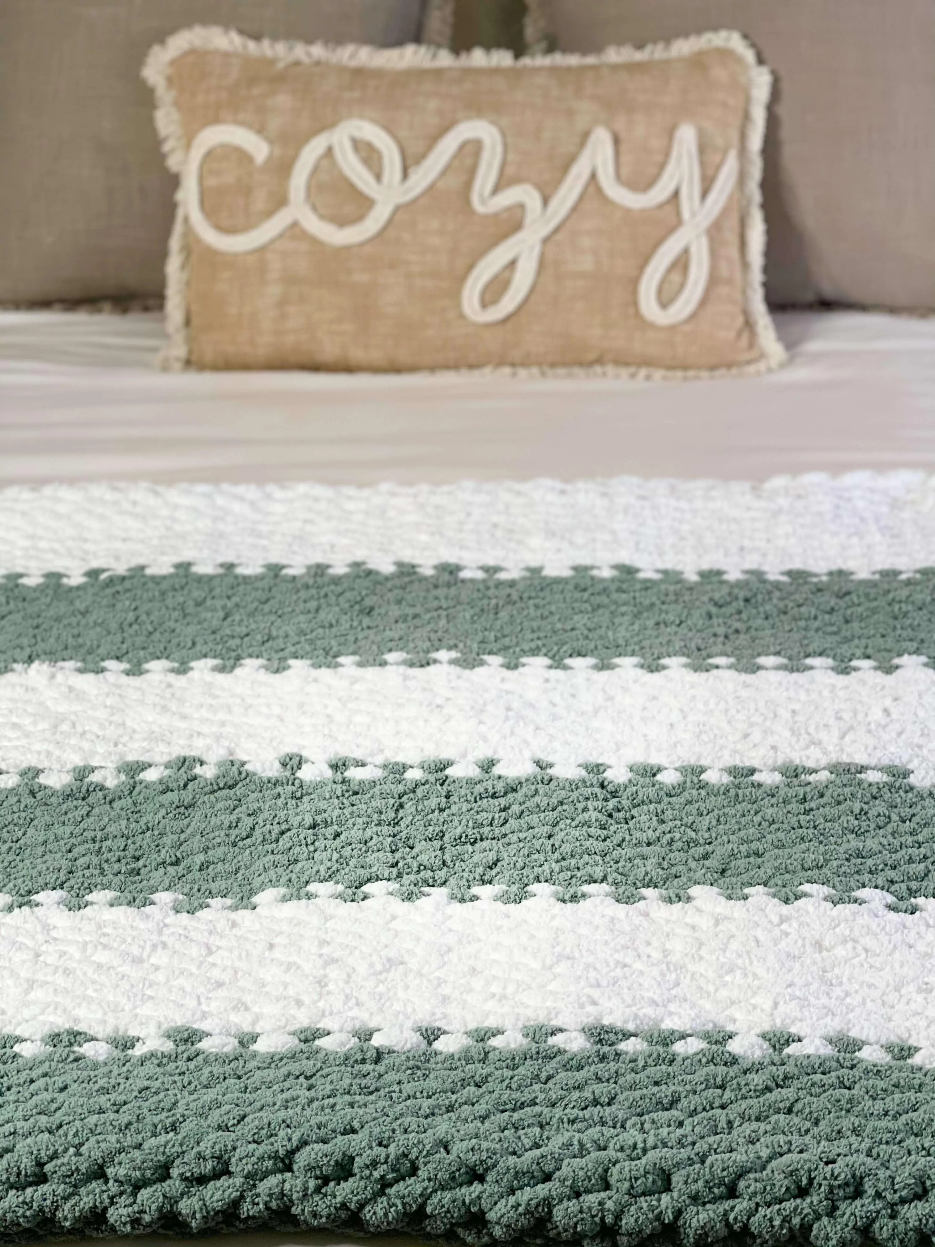 Aglow Babe Cozy Throw