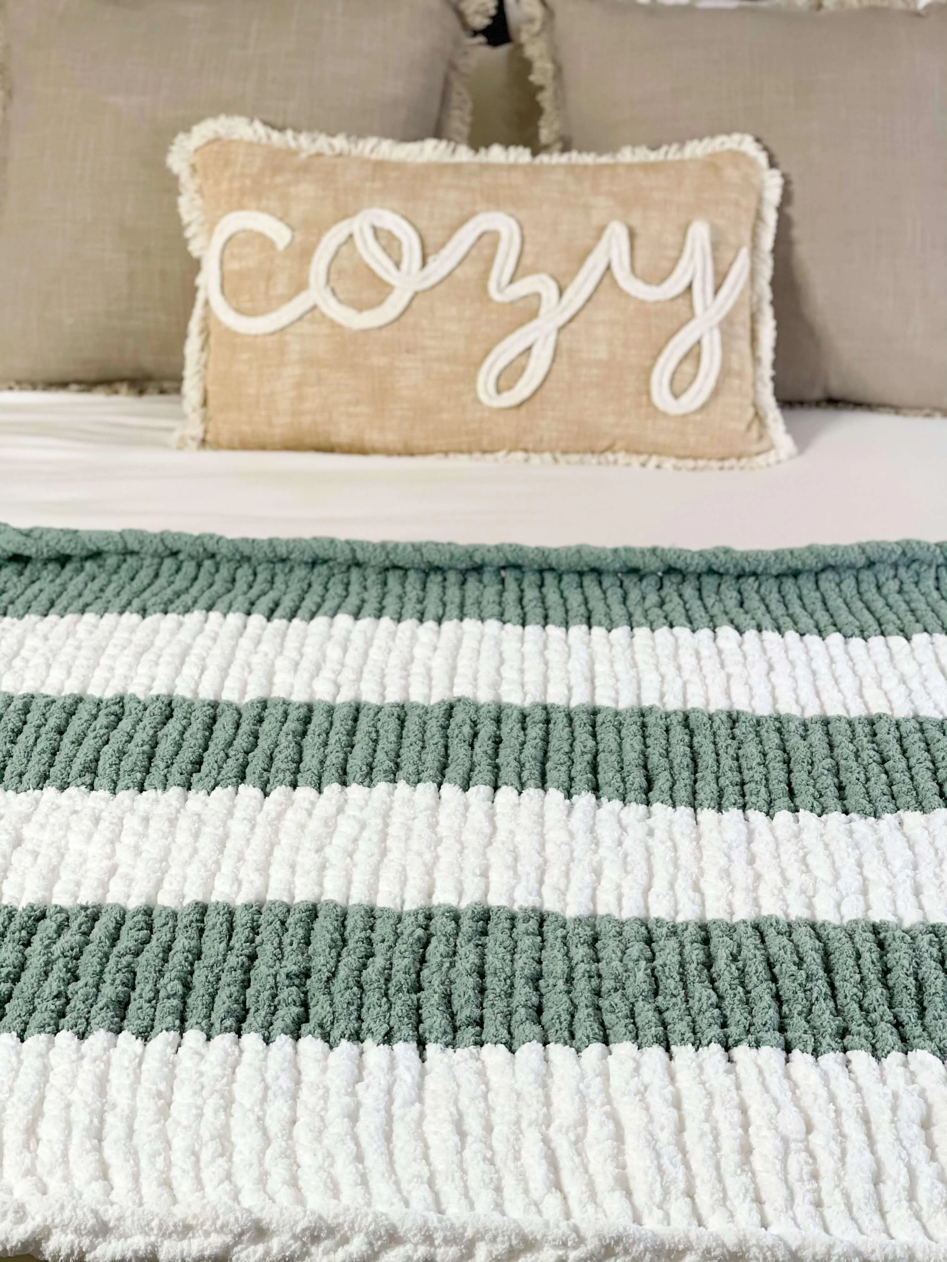 Aglow Babe Cozy Throw