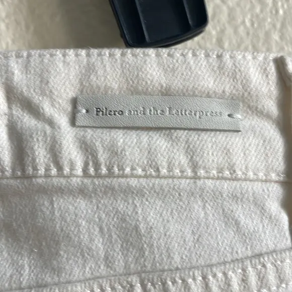 Anthropologie Pilcro and the Letterpress Slim Boyfriend Distressed Jeans 25