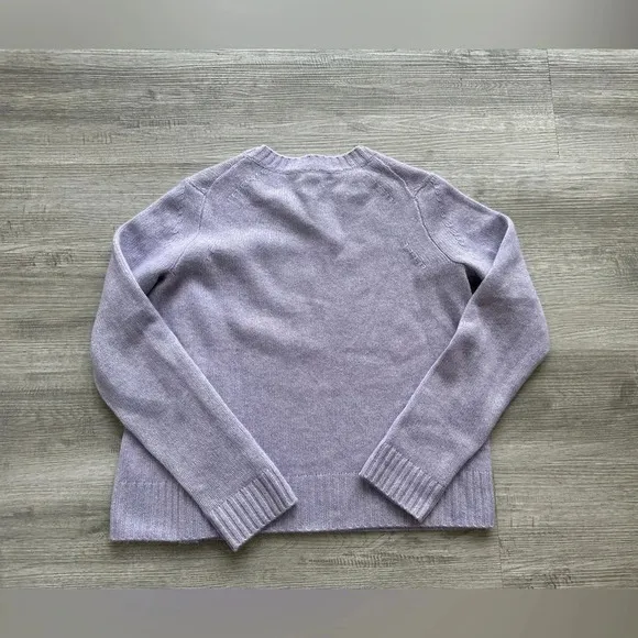 Aqua 100% Cashmere sweater beautiful lilac super soft Sz Xs