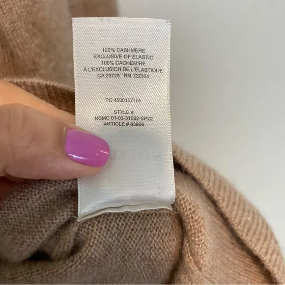 Aritzia Babaton Quarterly Cashmere Tan Crewneck Sweater Long Sleeve Size Small