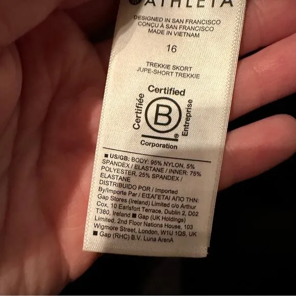 Athleta Trekkie Jupe Skort in Black Size 16 Plus NEW
