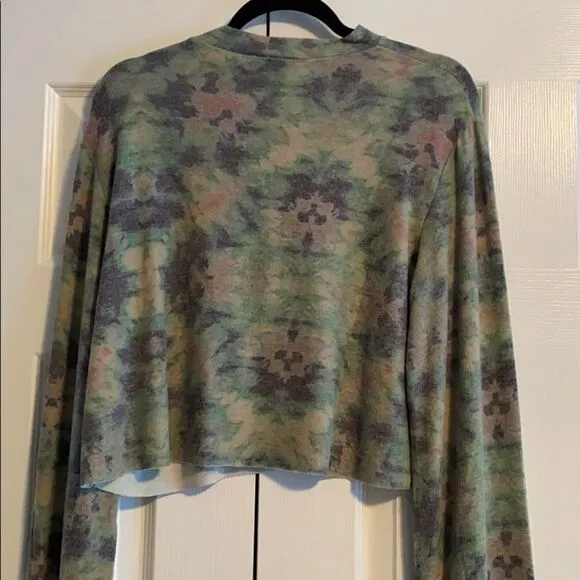 Beach Riot Cozy Abstract Print Ava Cropped Sweater