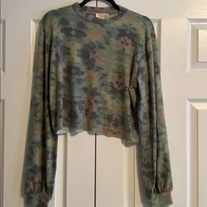 Beach Riot Cozy Abstract Print Ava Cropped Sweater