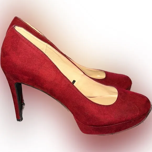 Chinese Laundry Red Suede Platform Pumps size 10
