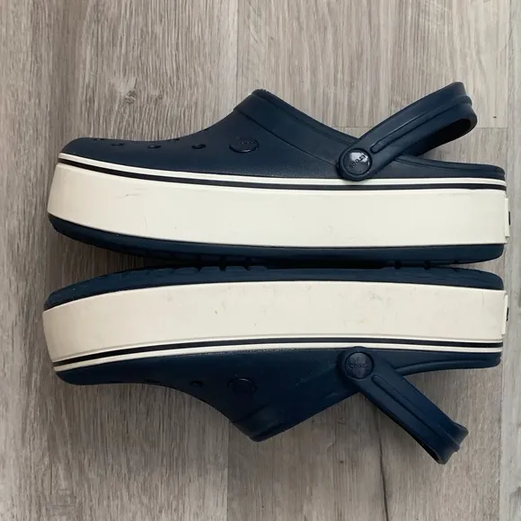 Crocs 🐊 Platform Sandals‎