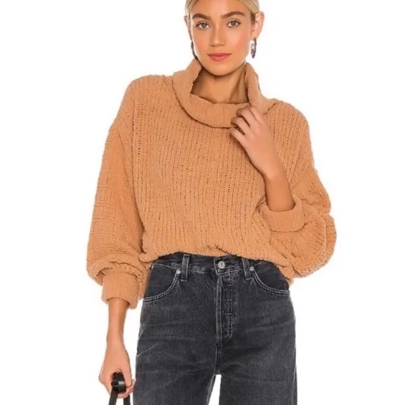 EUC FREE PEOPLE Be Yours Cowl Neck Sweater size Medium