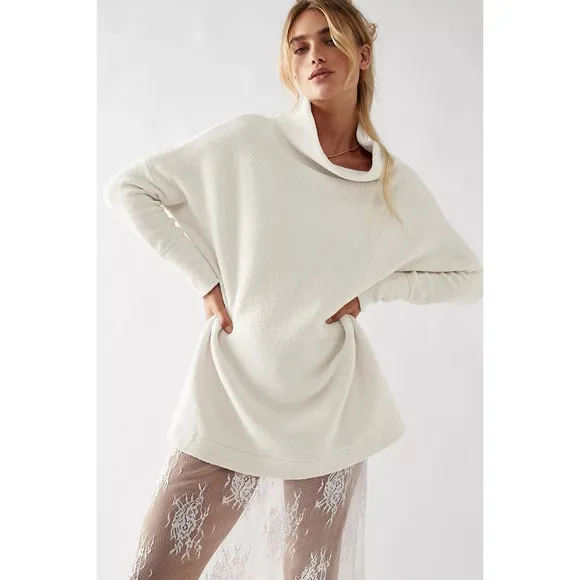 FREE PEOPLE Ottoman Slouchy Long Sleeved Ribbed Tunic Sweater Cream Size M