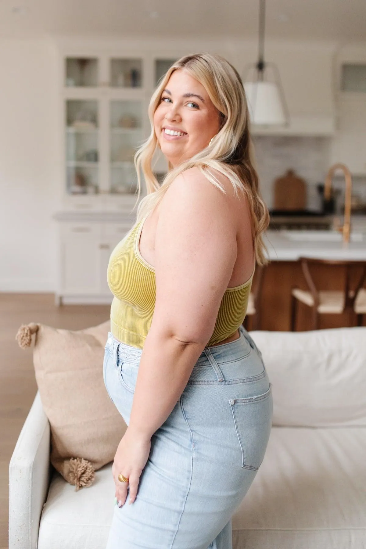 Hazel Blues® | Rendezvous Crop Tank In Mustard
