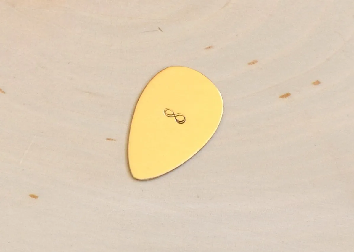 Infinity on Jazz Style Teardrop Guitar Pick in Bronze