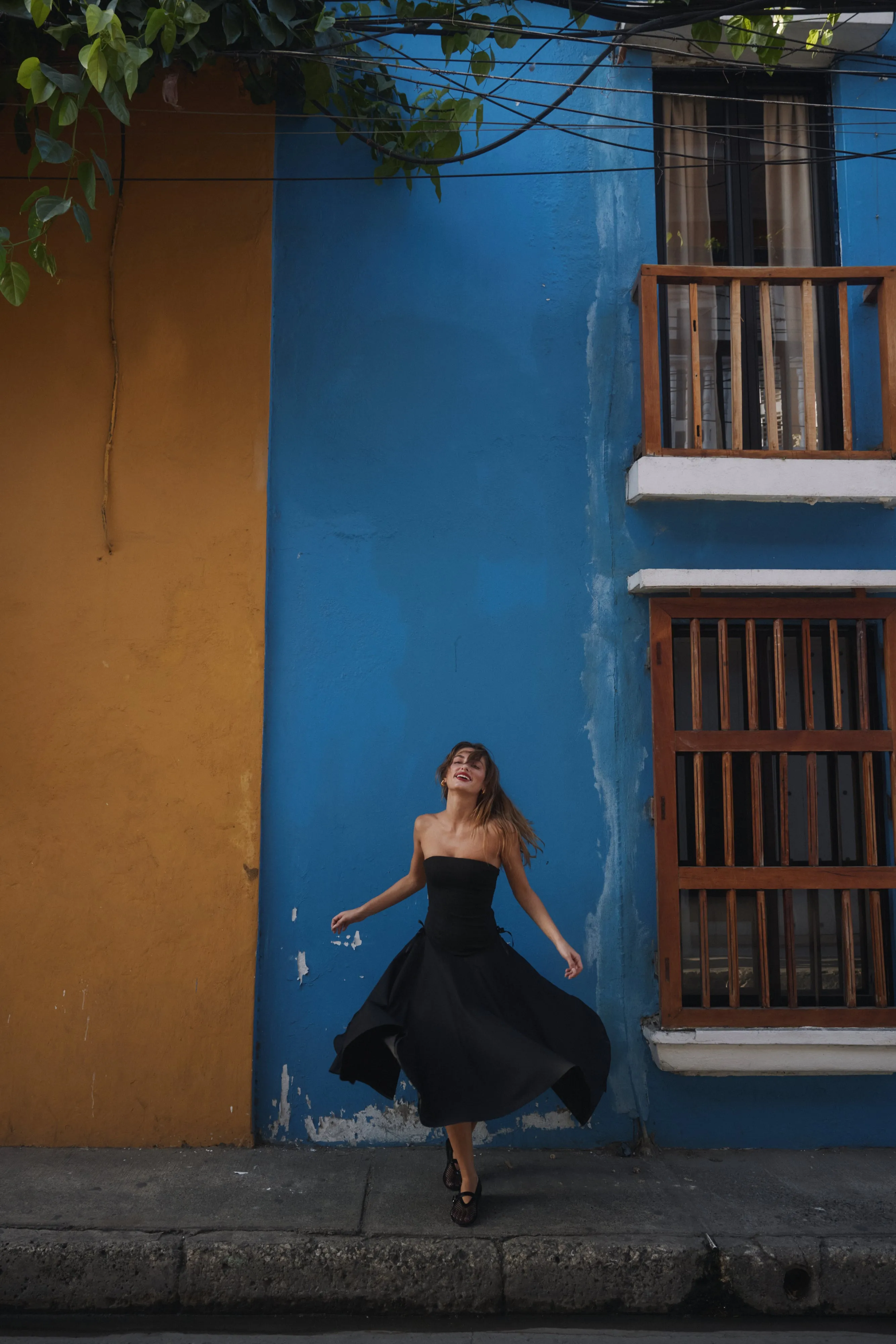 Kittie Maxi Dress in Noir