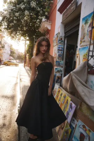 Kittie Maxi Dress in Noir