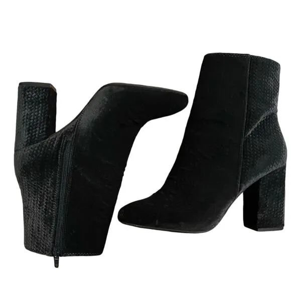 Lucky Brand Womens Black Velvet Wesson Bootie block heel 7