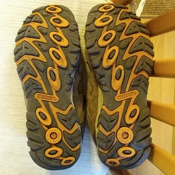 Merrell Air Cushion Hiking Shoes Brown 8.5