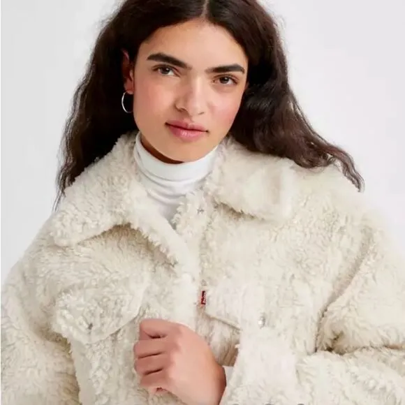 NEW Levi's Baby Bubble Sherpa Trucker Jacket Coconut Milk Cream Off White Size L