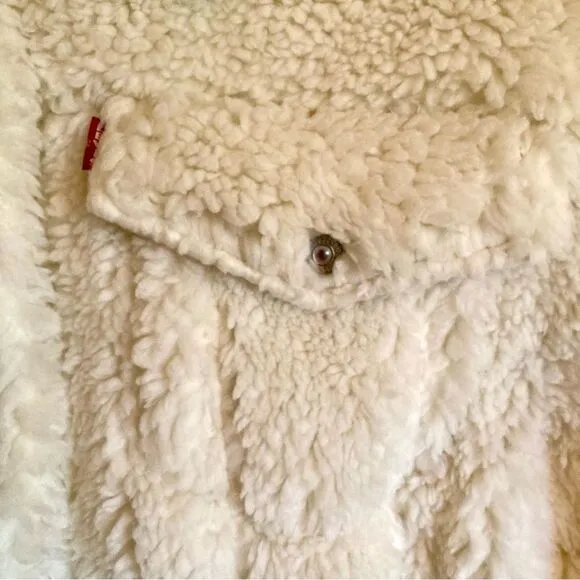 NEW Levi's Baby Bubble Sherpa Trucker Jacket Coconut Milk Cream Off White Size L