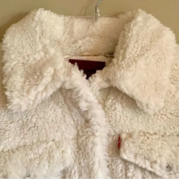 NEW Levi's Baby Bubble Sherpa Trucker Jacket Coconut Milk Cream Off White Size L