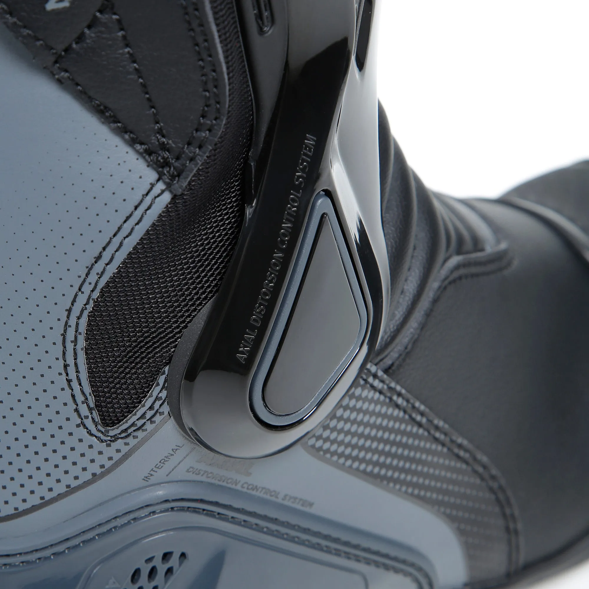 Nexus 2 Boots