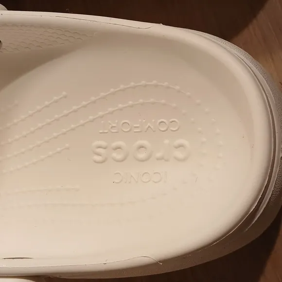 NWT CROCS Women Classic Platform Clog (Women)Sz W9