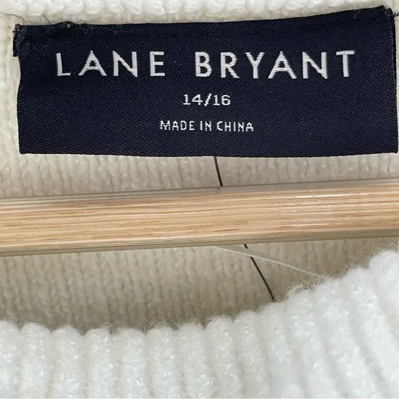 NWT Lane Bryant Cowlneck Striped Cozy Soft White Tan Warm Sweater Size 14/16