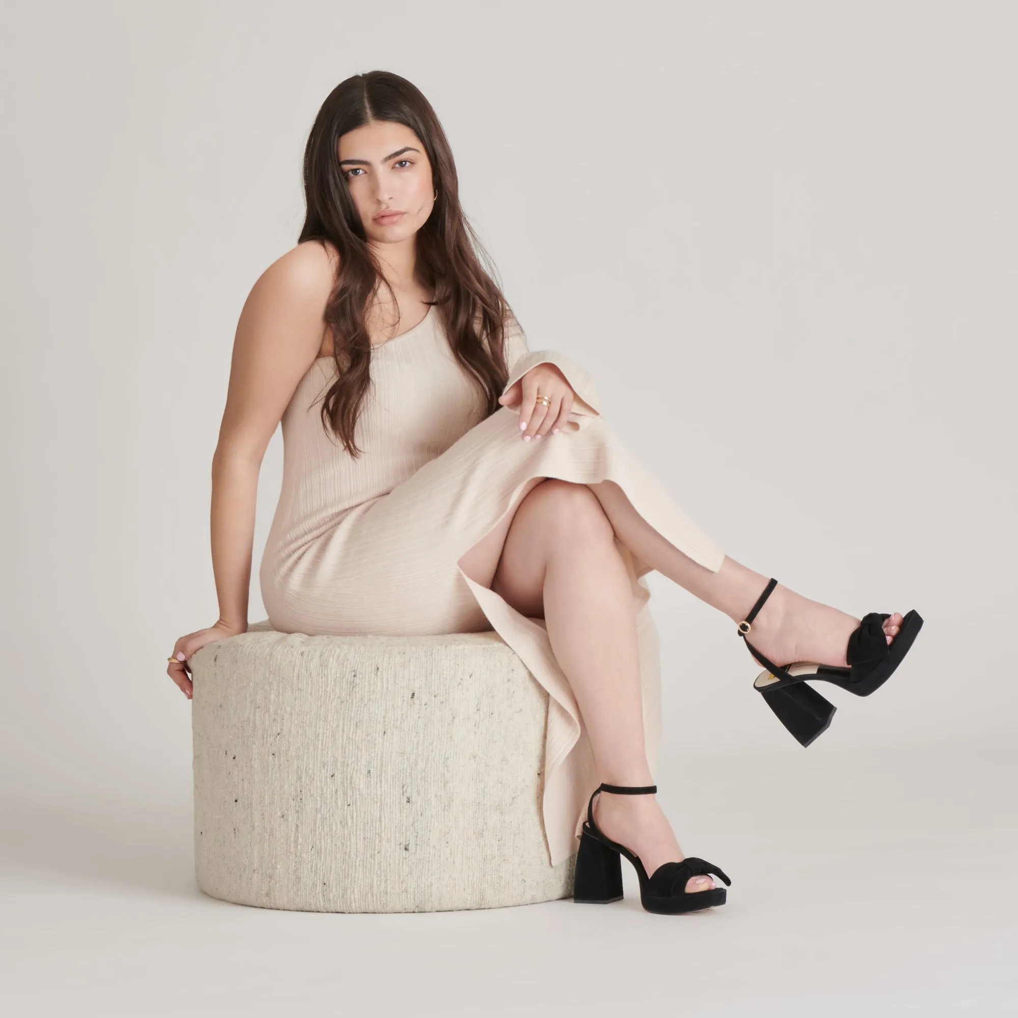 PACIE HEELS ONYX SUEDE