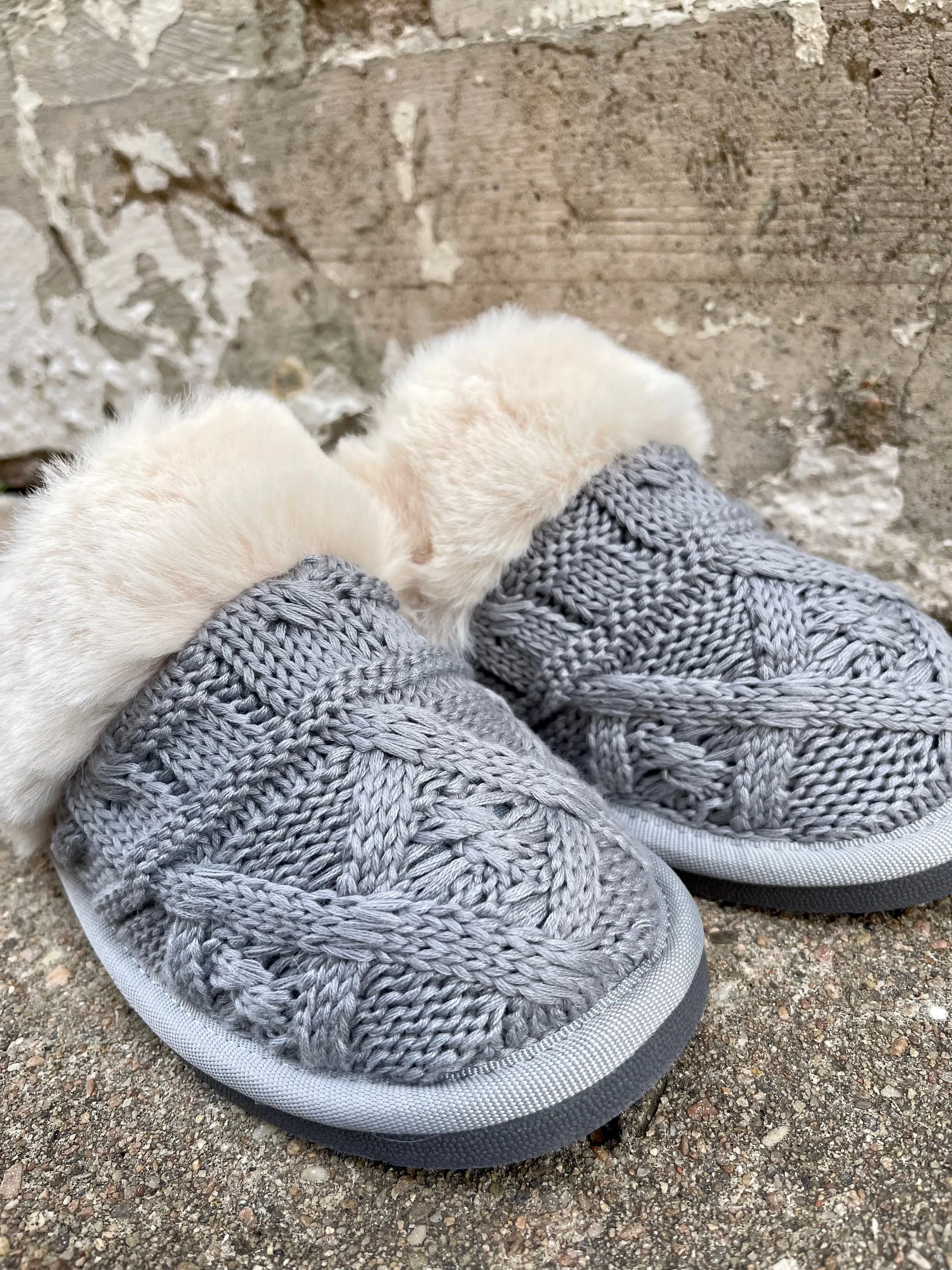 Purl Slippers || Grey