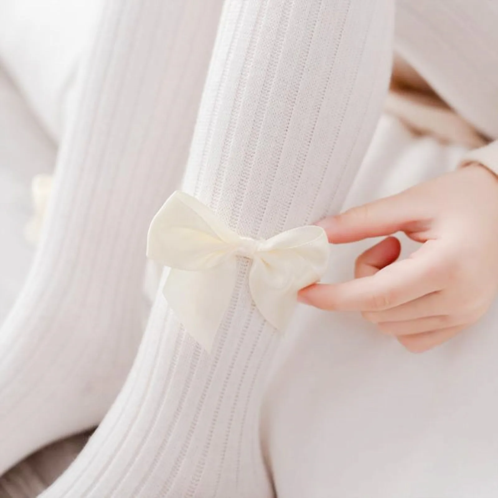 Seamless Cable Knit Tights with Bow for Baby Girls