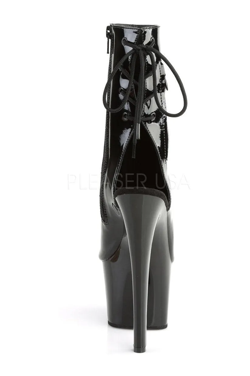 SKY-1018 Platform Boot  | Black Patent