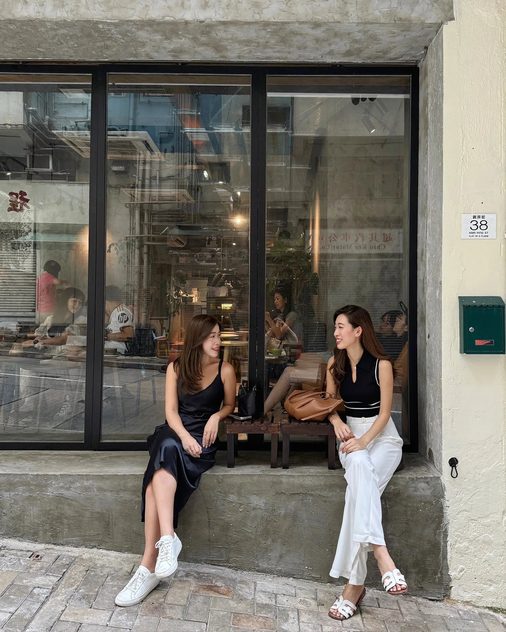 Sleeveless Collared Tank
