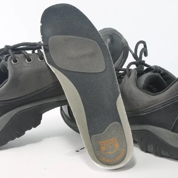 Sorel Low Hiking Outdoor Trail Sneaker in Black Men's Size 7.5