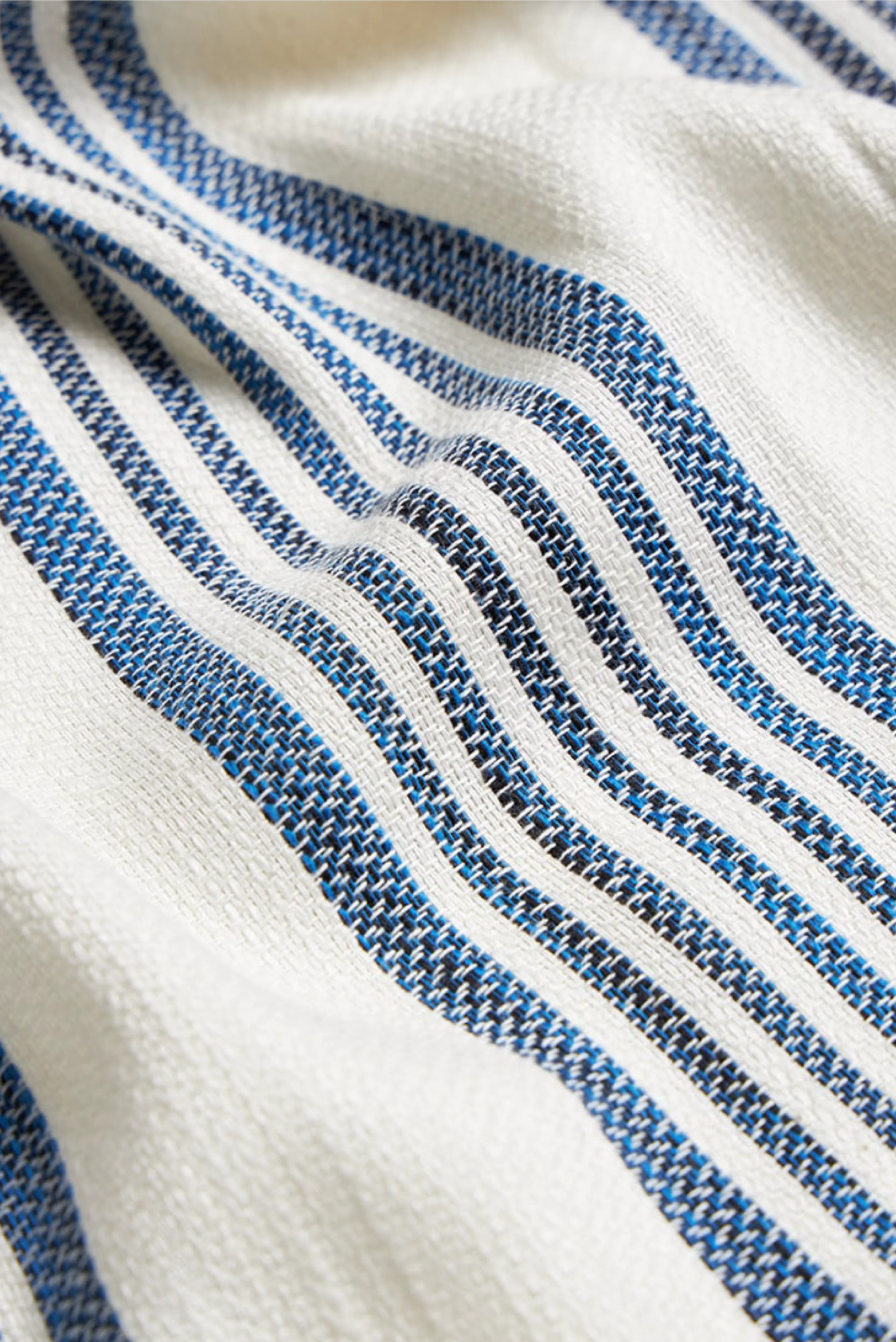 Trani Towel in Sapphire Blue