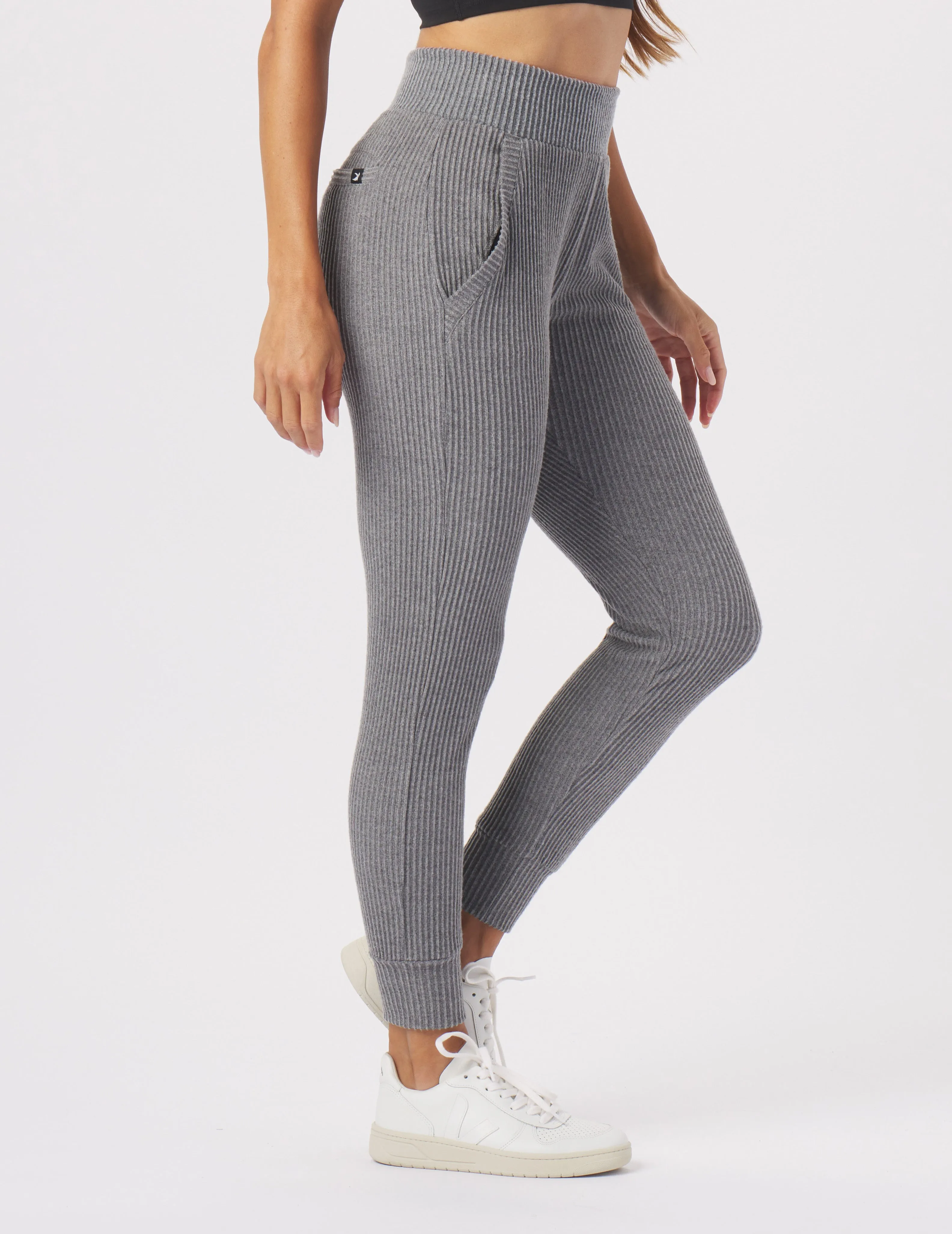 Valley 7/8 Jogger: Charcoal