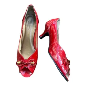 VTG Magdesians CA Red Tassels Eyelet Shiny Leather Pumps sz 7.5M Heels