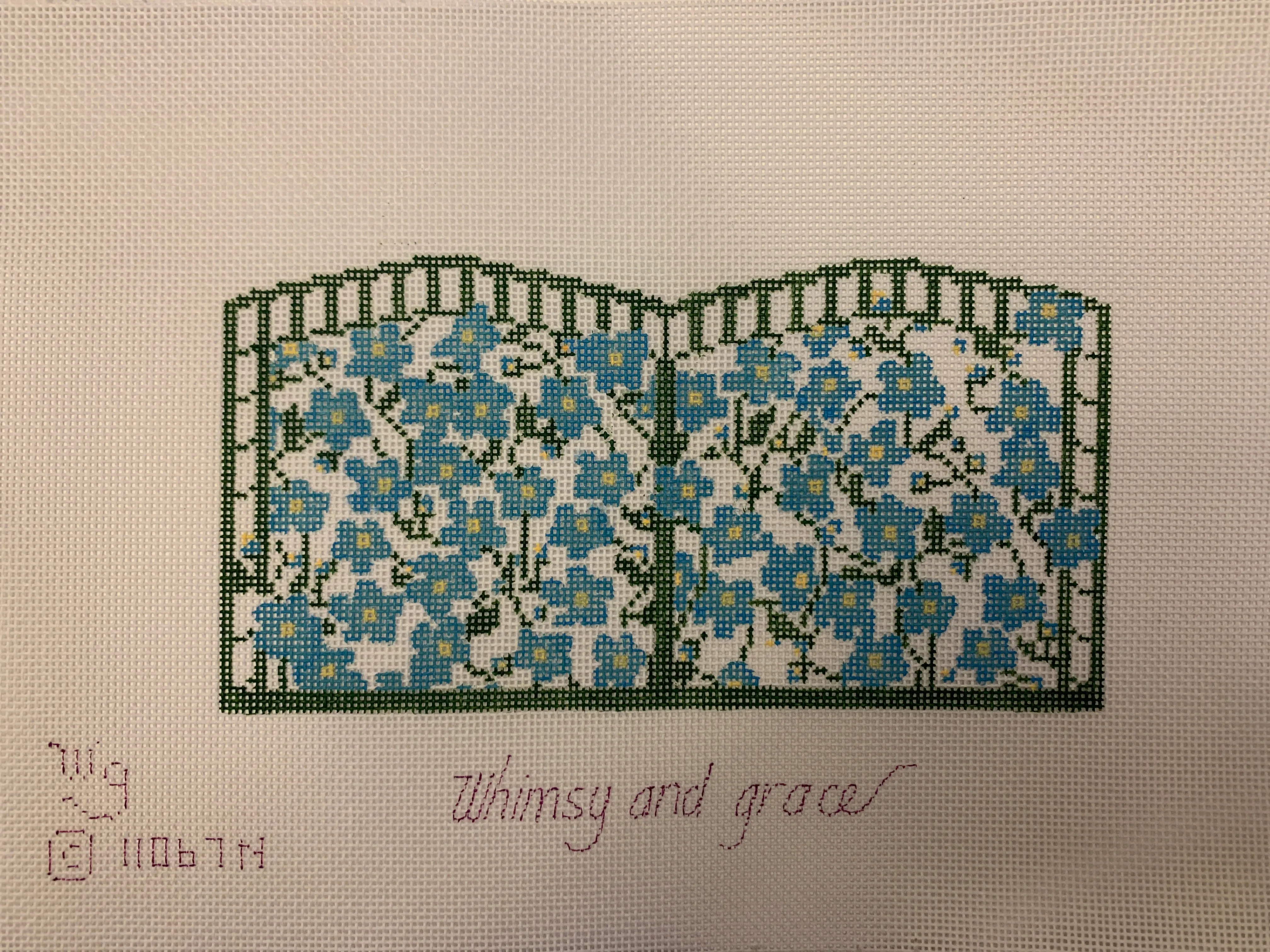 Wg11067N - J-Summer Forget_Me-Not Needle Case